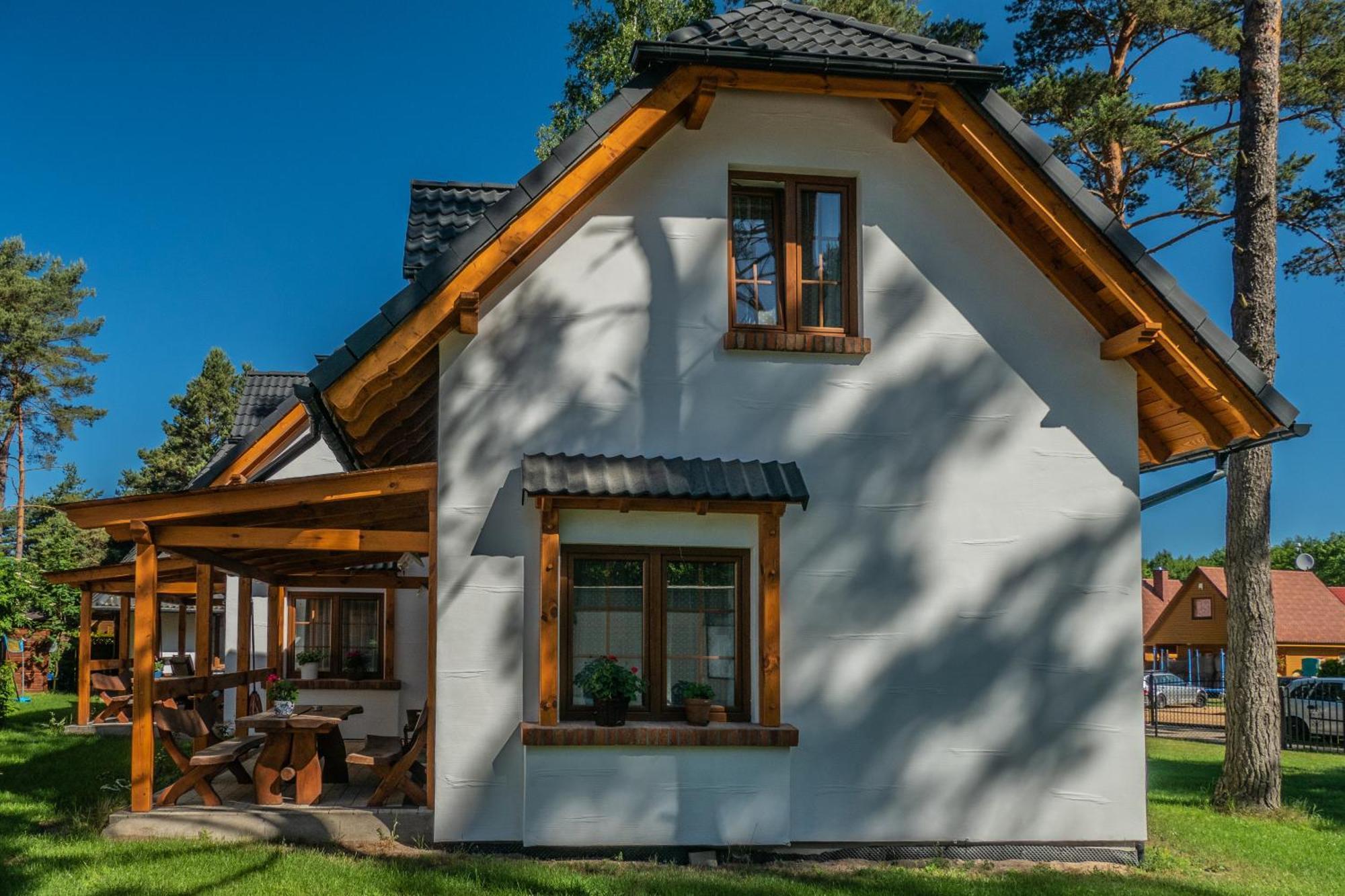 Lesna Chata Jarosławiec Exterior foto