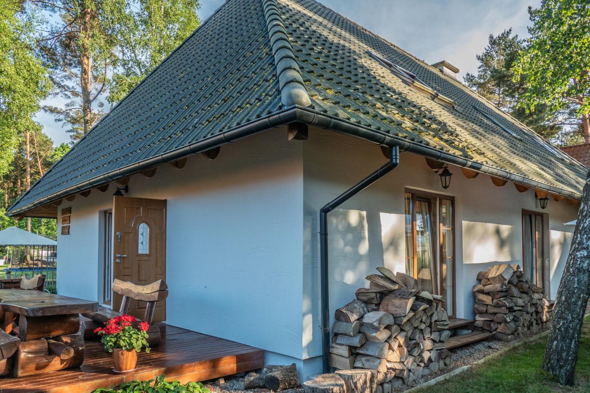 Lesna Chata Jarosławiec Exterior foto